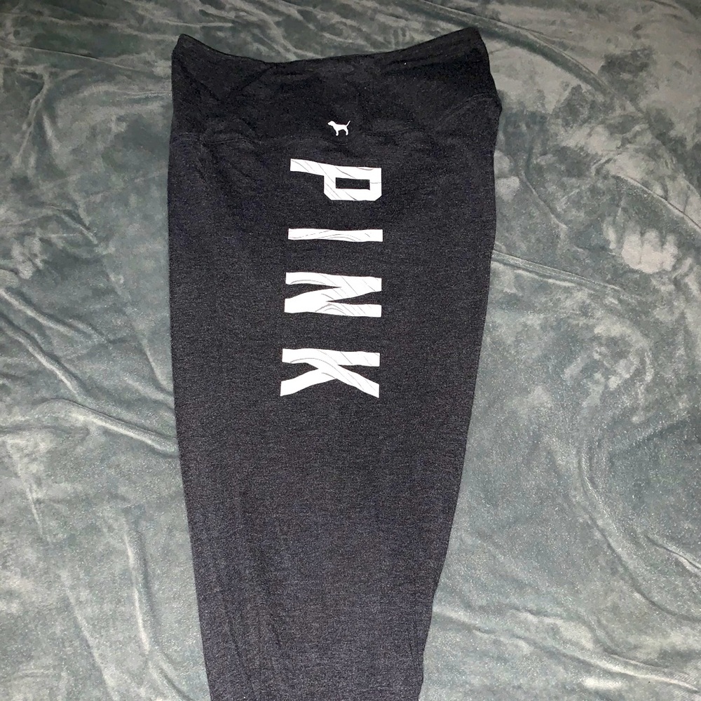 Victories Secret cropped leggings